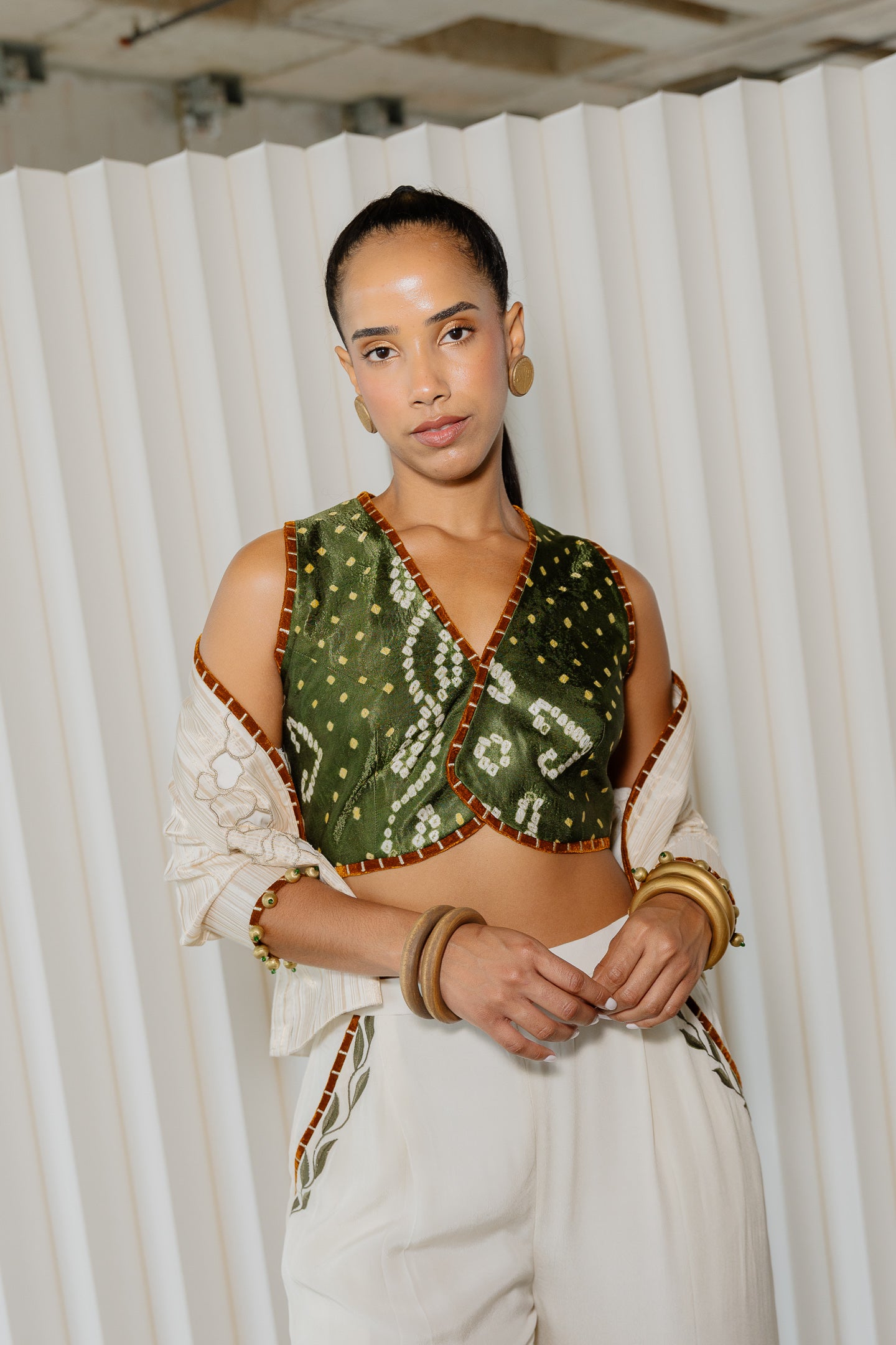 BRASSY BONNET